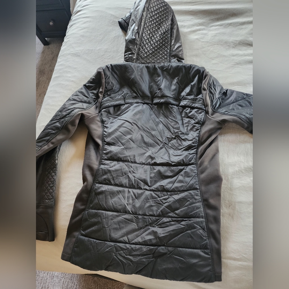 Athleta Rock Springs Jacket - Picture 5 of 9